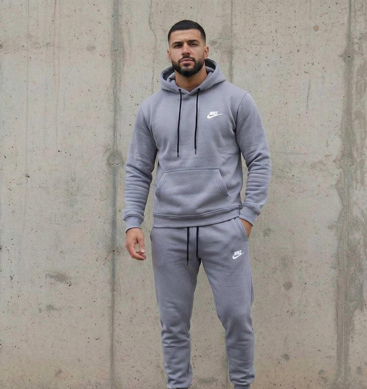 Ensemble nike gray
