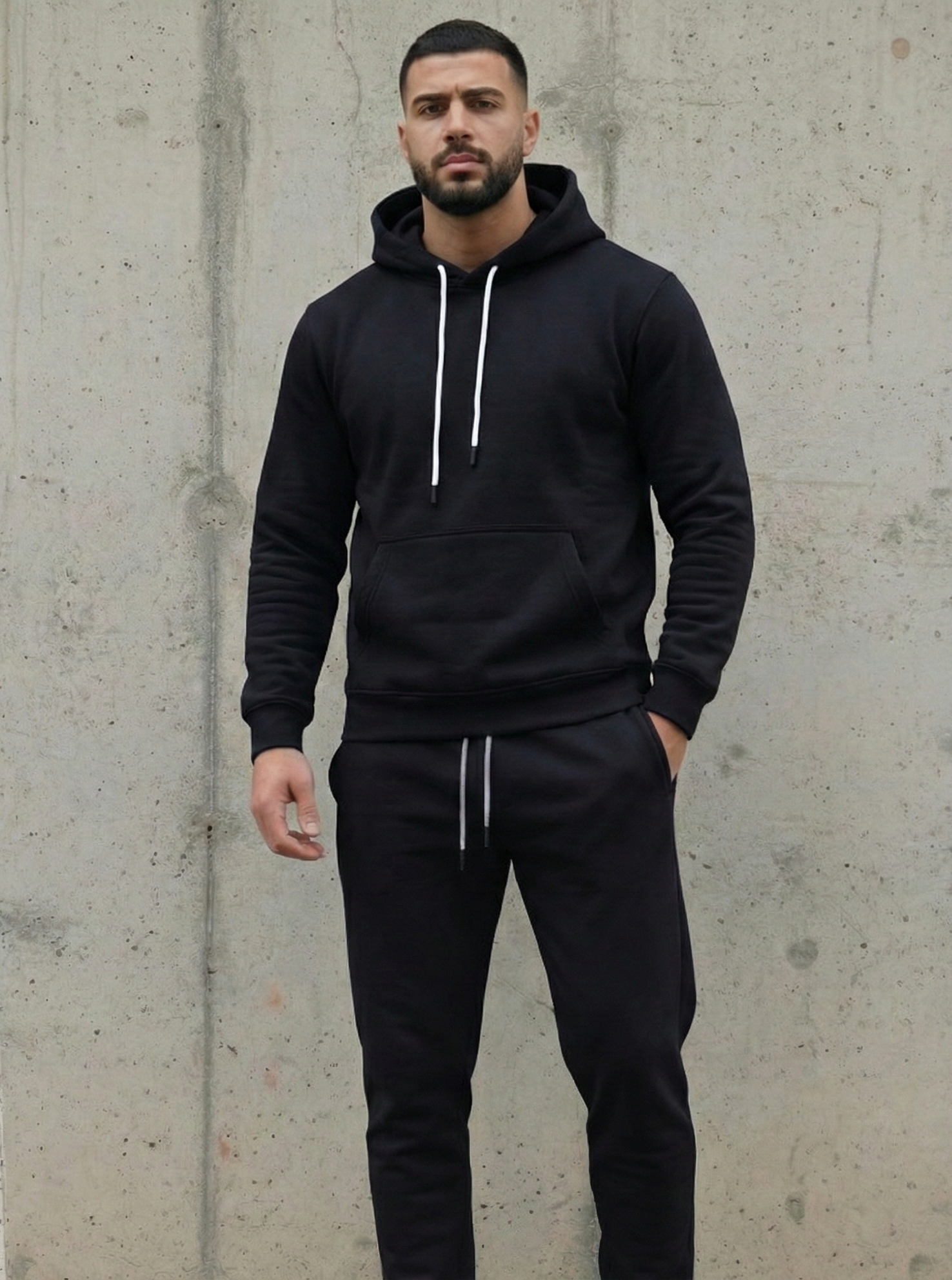 Ensemble black simple